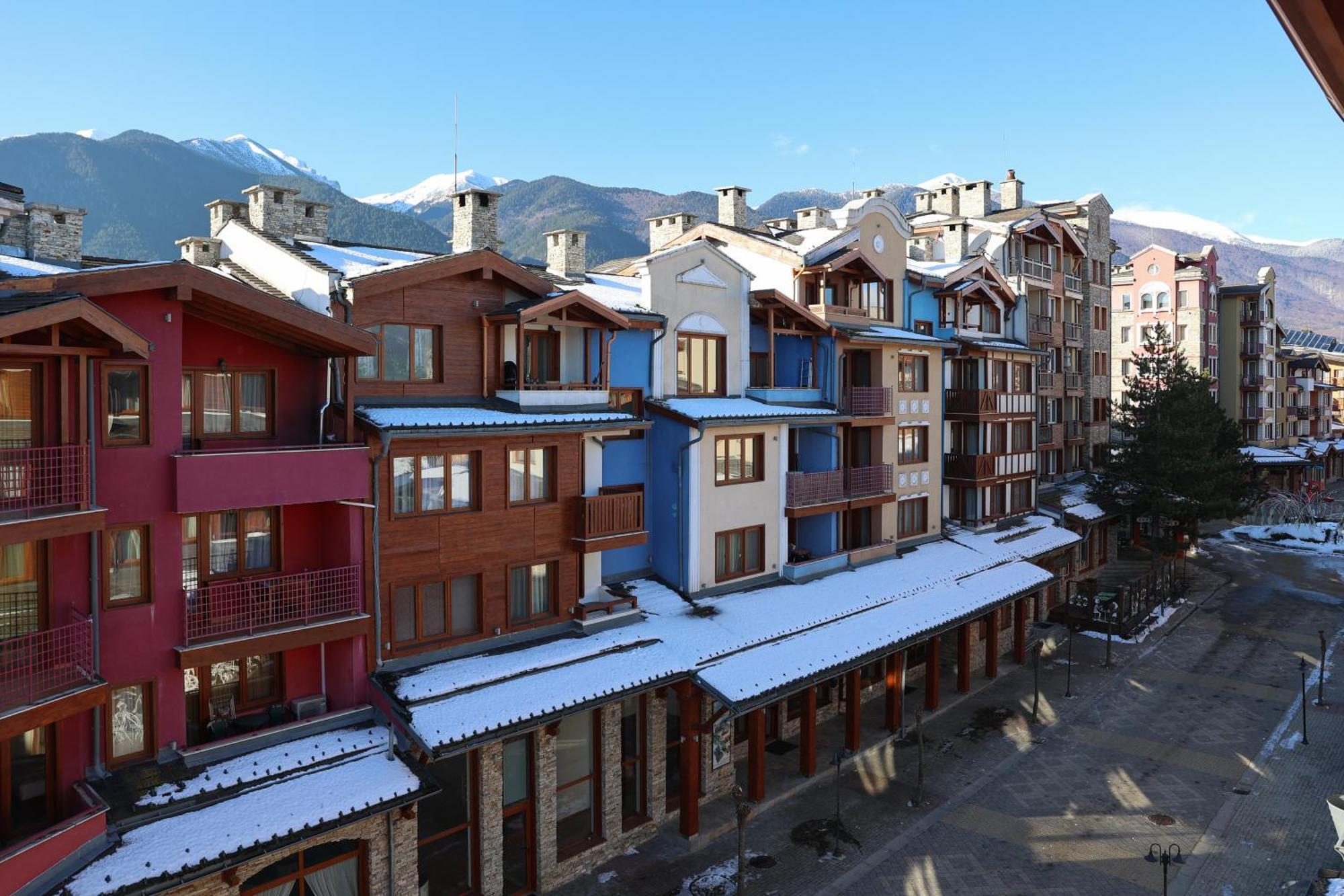 Апартаменты Pirin Golf Mountain View Retreat Разлог Экстерьер фото